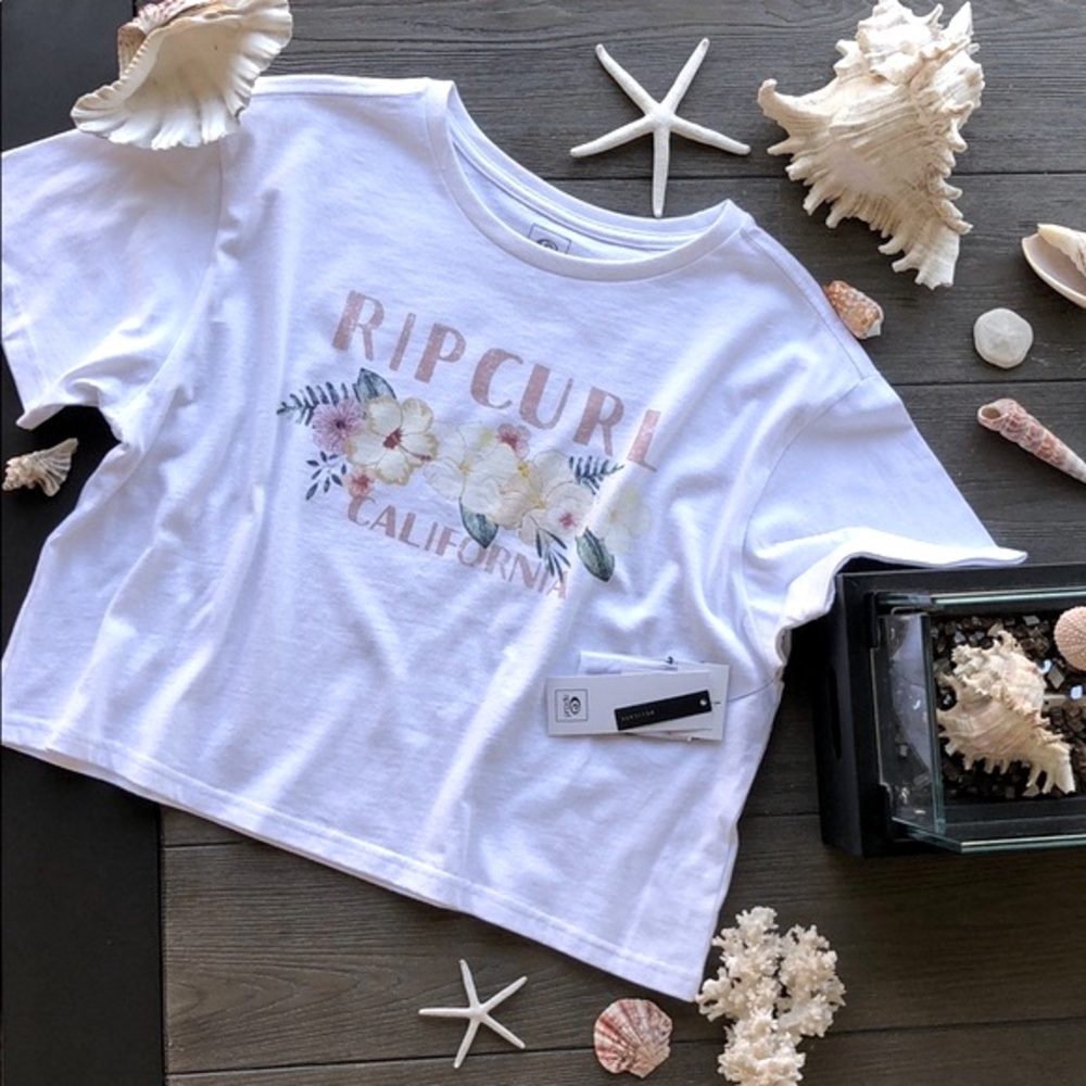 ๐ด๐RIP CURL- CROP TOP TEE SHIRT ๐๐ด - Picture 1 of 8